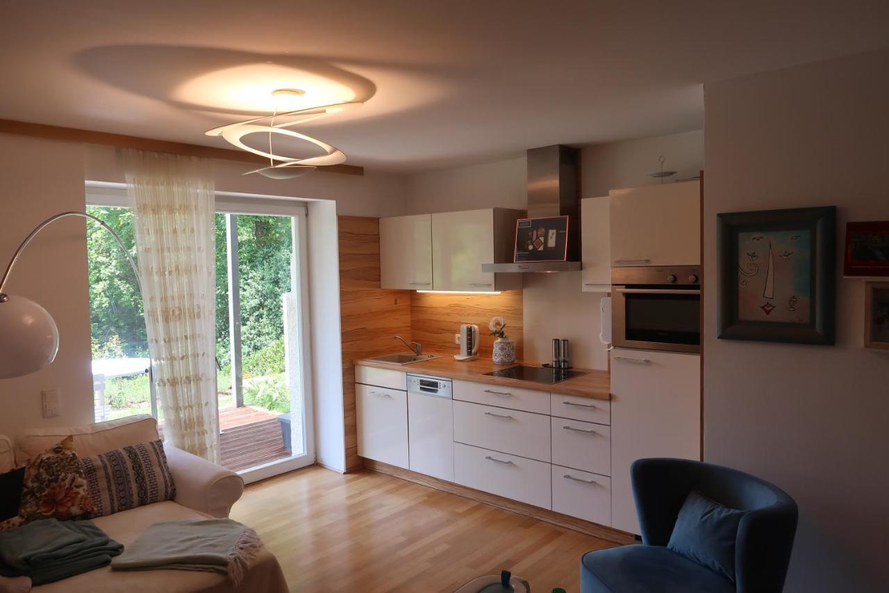 Apartment Im Rosentraum Mit Privater Terasse Baden-Baden Eksteriør billede