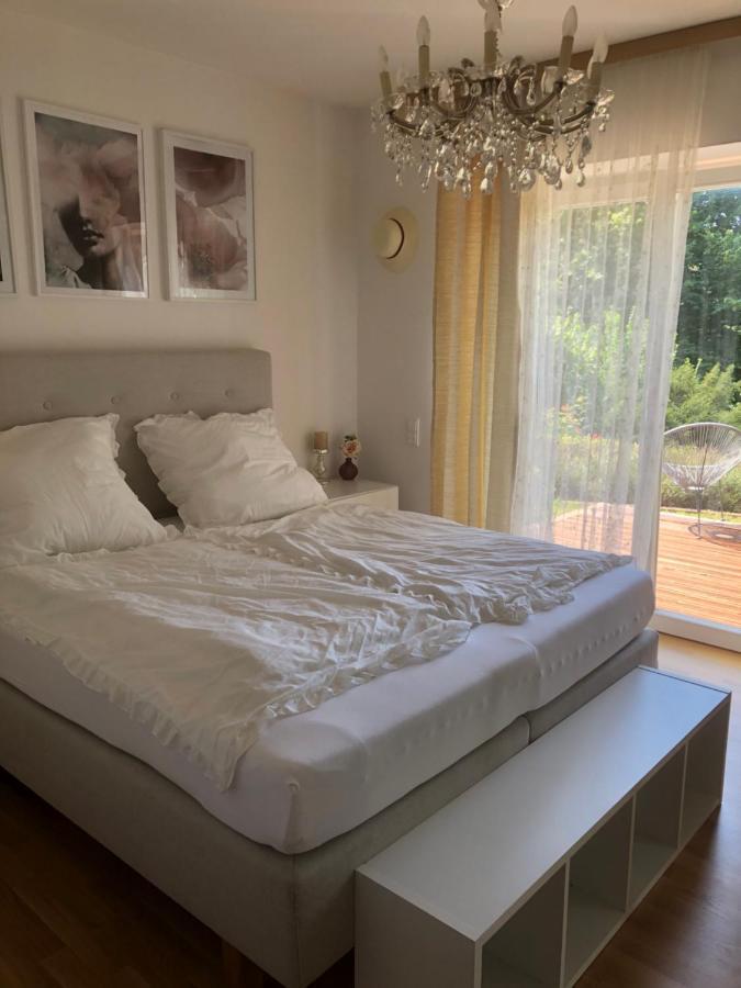 Apartment Im Rosentraum Mit Privater Terasse Baden-Baden Eksteriør billede