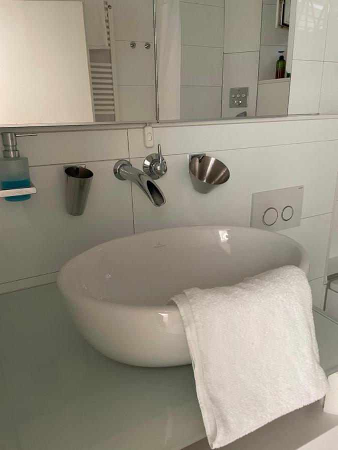 Apartment Im Rosentraum Mit Privater Terasse Baden-Baden Eksteriør billede